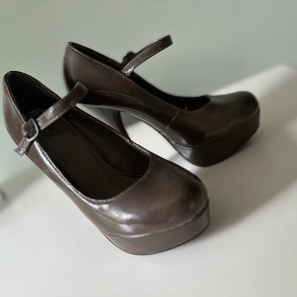 Speed limit 98 pumps - Picture 2 of 6